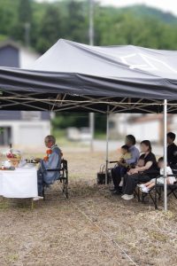 南魚沼市の新築予定地で執り行われた地鎮祭の様子。